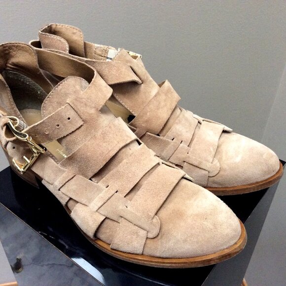 HOUSE OF HARLOW Tan Suede Leather Strappy Ankle Boots Booties Andromeda Size 9 - Picture 2 of 5